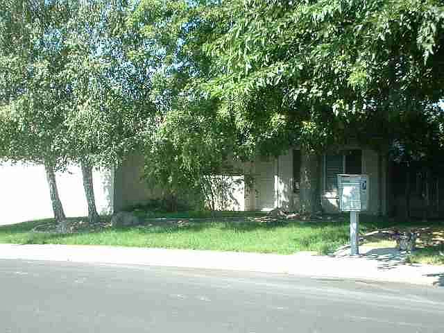 1st image of 771 S Ebbetts Ave