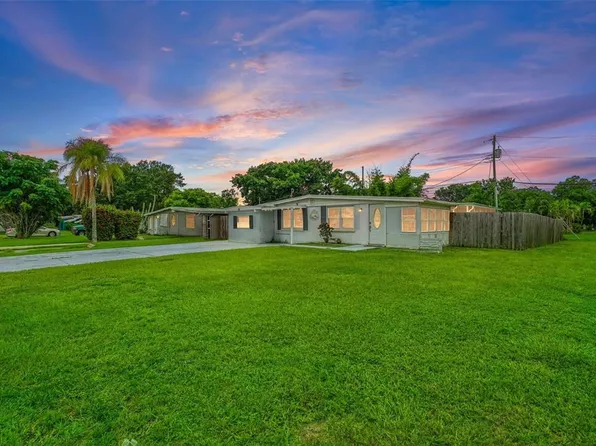 10978 104th St, Largo, FL 33773