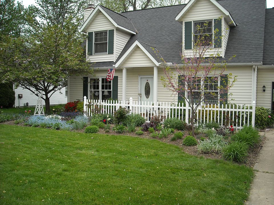 1st image of 8113 Barberry Hill Dr