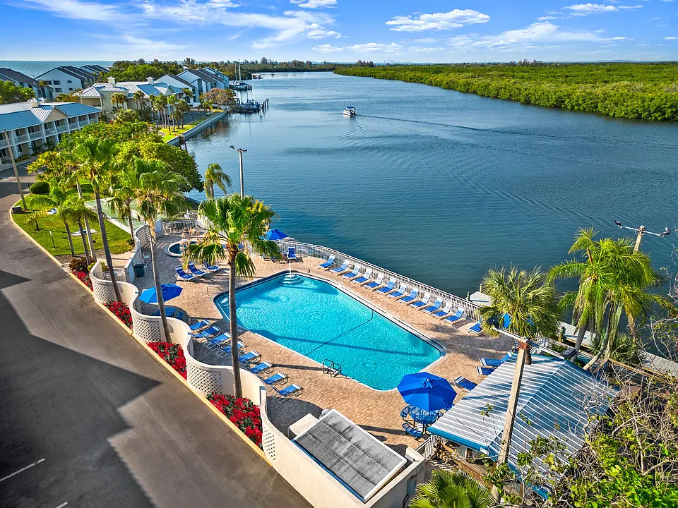 Marina View at Little Harbor