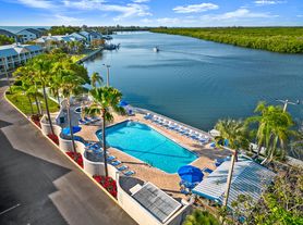 Marina View at Little Harbor