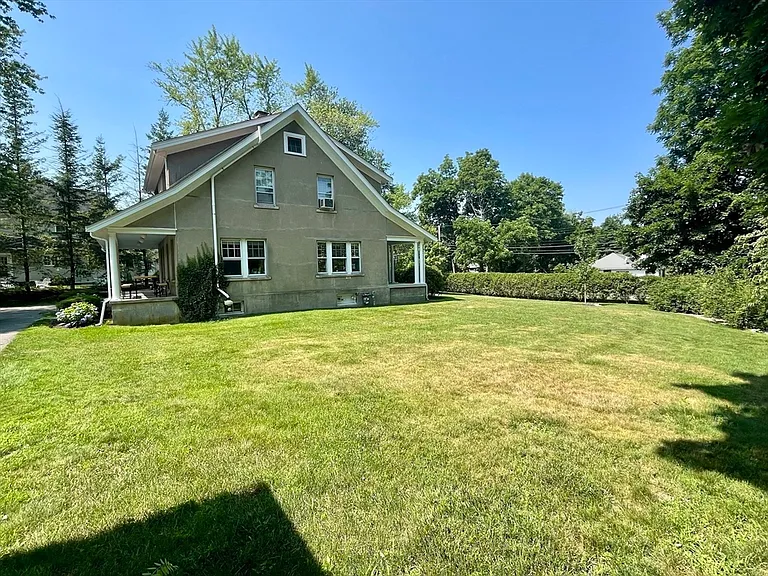 273 Main St — Photo 28
