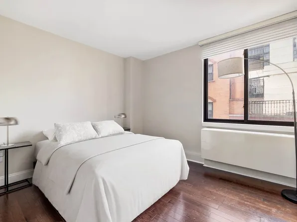 199 Bowery 5B image 4 of 4