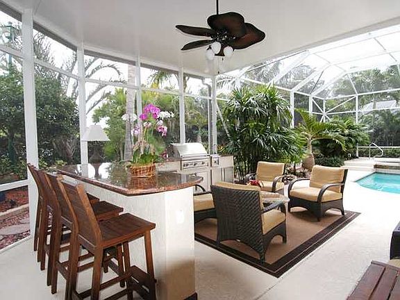 outdoor kitchen