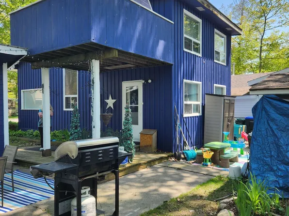 48 Tiny Beaches Rd N, Tiny, ON L0L 2J0