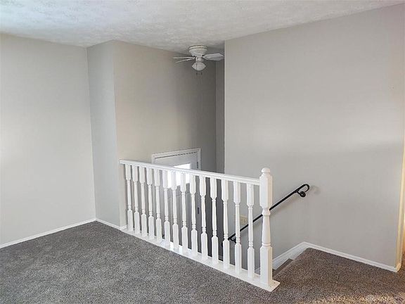 4th image of 5130 Seville Dr