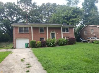 1387 Town Country Dr, Atlanta, GA 30316