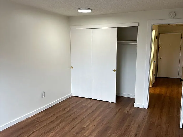 Arbor Heights | New Fully Renovated Apartments | Move in Specials! — Photo 21