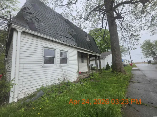 302 E Apple St, Argos, IN 46501