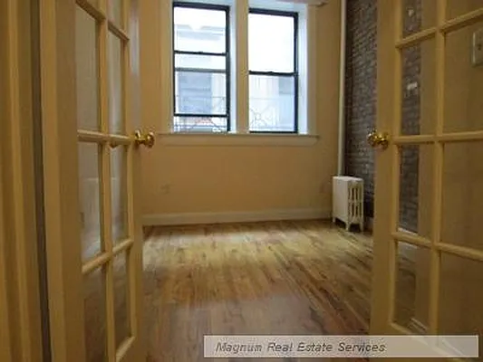 Rented by Magnum Realty Holdings, LLC | media 23