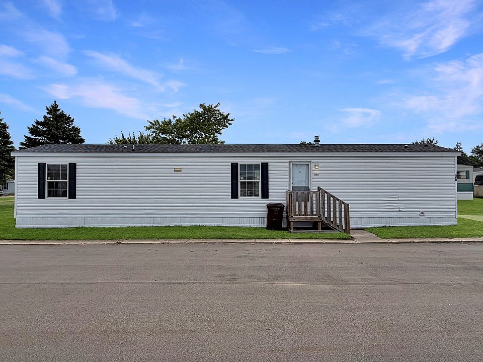 1st image of 609 N Morton St #106