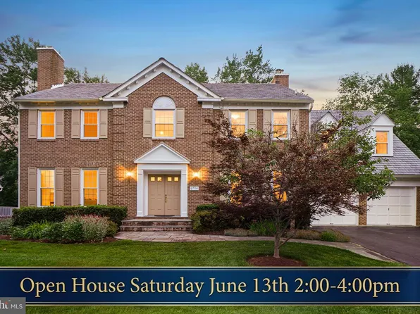 9705 Holloway Hill Ct, Rockville, MD 20854