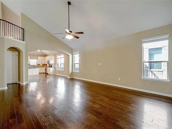 3rd image of 18505 Applio Claudio Dr