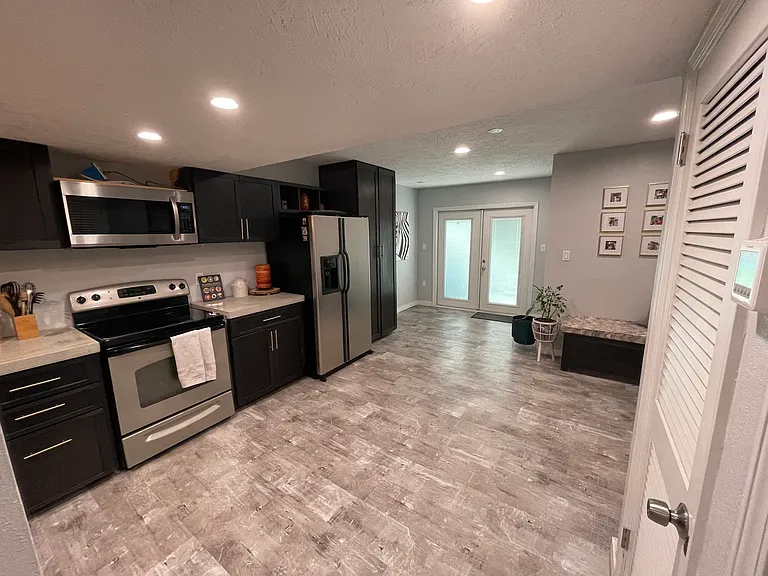 216 Angler Ave #25 — Photo 6
