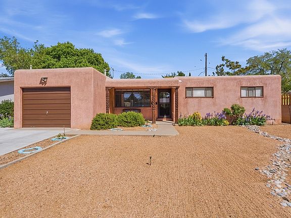 3rd image of 3604 Inca St NE