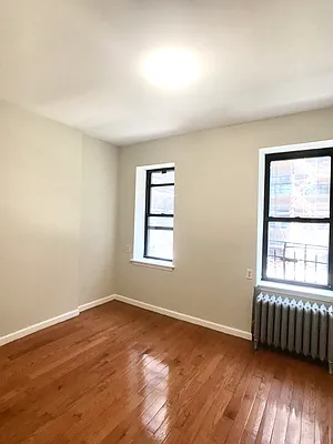 Rented by Warren T Real Estate Corp. | media 24