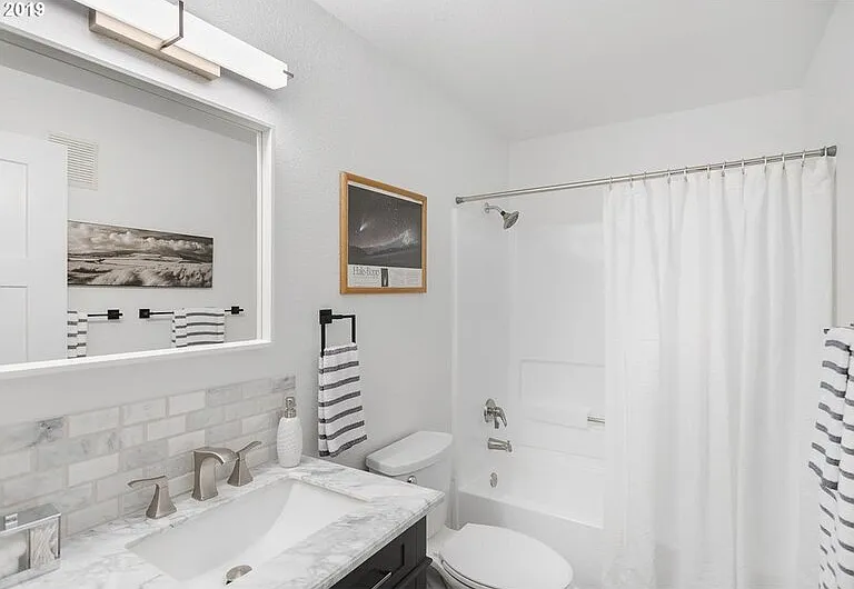 6734 N Richmond Ave #1 — Photo 15