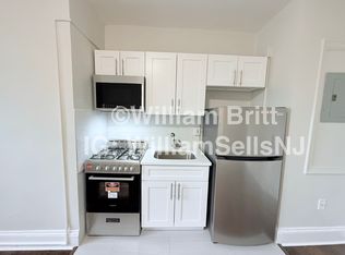 36 State St #2C, Teaneck, NJ 07666