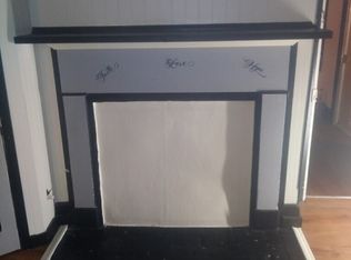 418 Walnut St APT 2, Madison, IN 47250