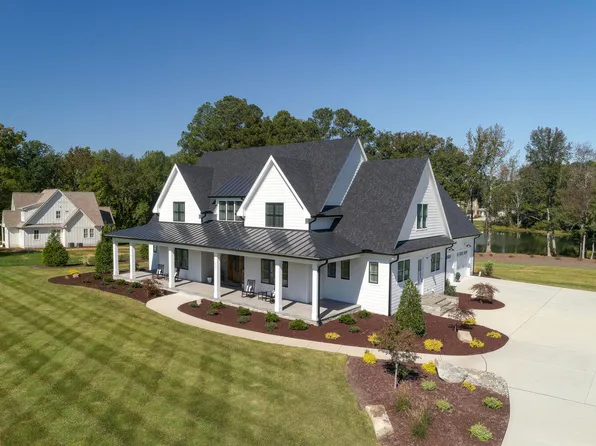 1941 Eddie Howard Rd, Willow Spring, NC 27592