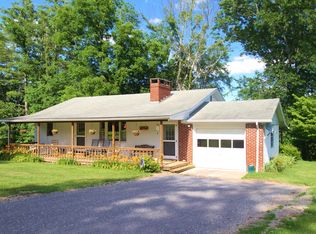 1541 Seebert Rd, Hillsboro, WV 24946