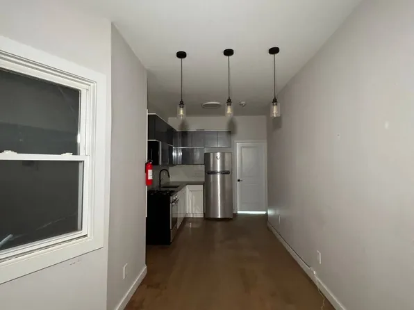 107 Magazine St #2R, Newark, NJ 07105