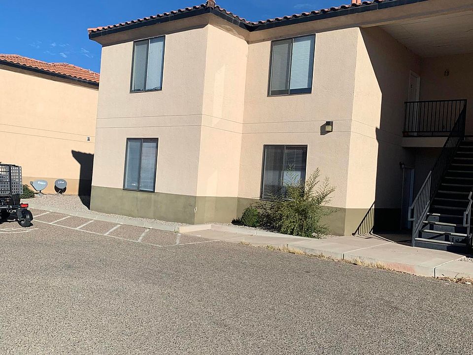 2nd image of 4309 Sabana Loop SE APT A