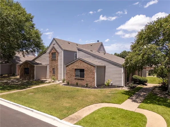 2511 Cross Timbers Dr, College Station, TX 77840