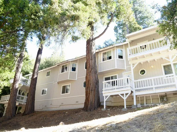 177 Dart Canyon Rd, Crestline, CA 92325