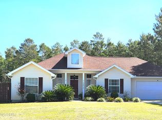 13612 Woodcrest Blvd, Southport, FL 32409