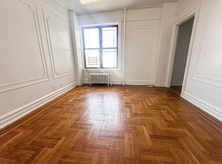 (Undisclosed Address), South Richmond Hill, NY 11419