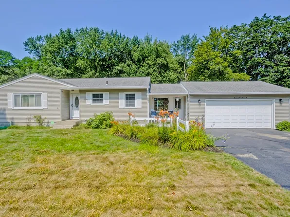 16 Fairhaven Dr, East Longmeadow, MA 01028