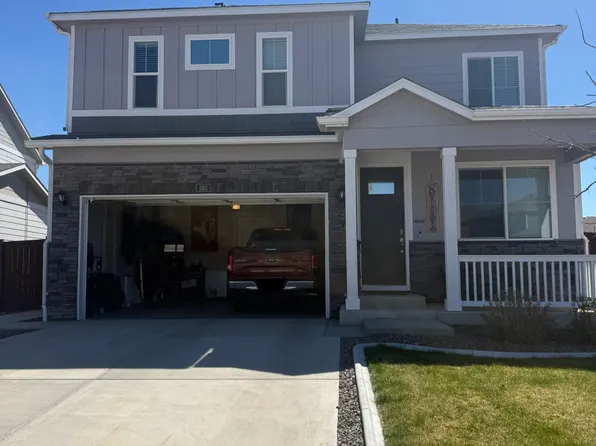 283 Goldfinch Ln, Johnstown, CO 80534