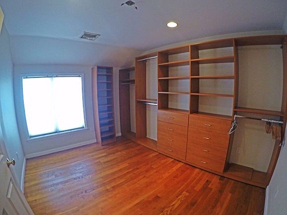 4th image of 3106 Wissman Ave