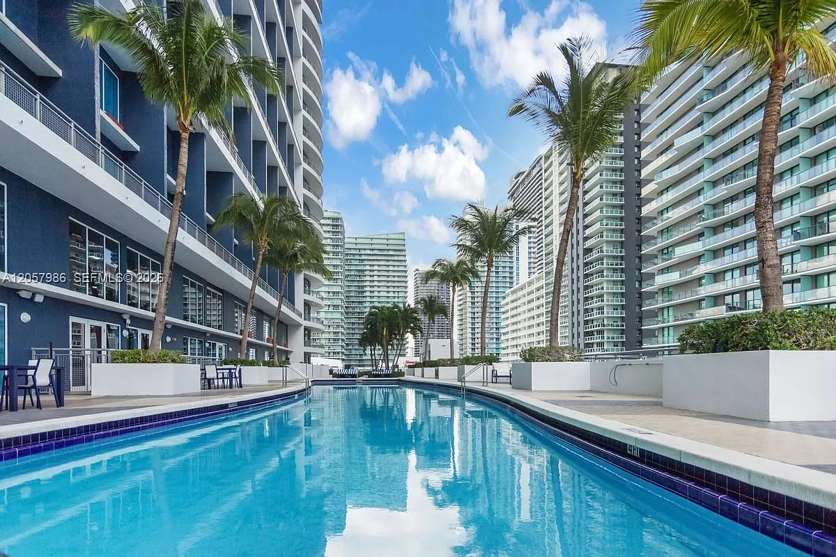 Infinity At Brickell Cond — Photo 1