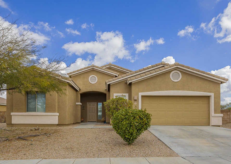 1st image of 741 E Blue Mesa Pl