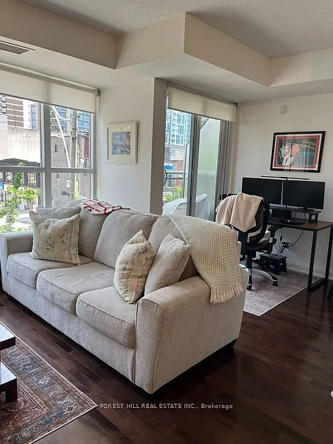 1 bed, $2,600 — Photo 2