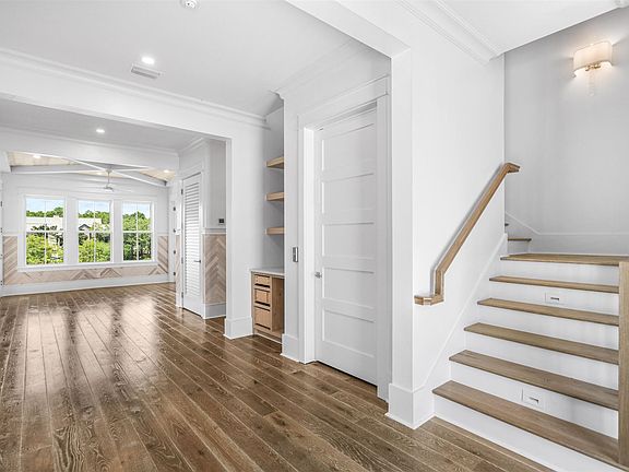 4th image of 69 Cove Creek Ln
