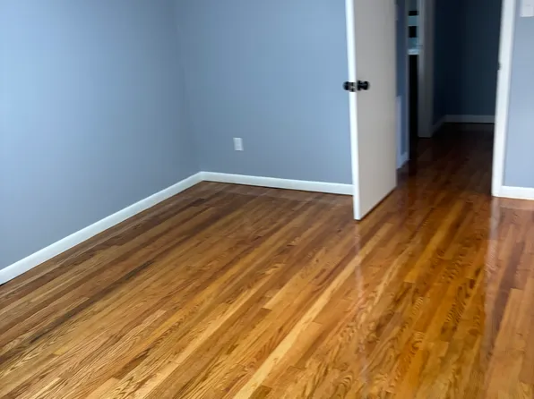 631 Hollywell Ave, Chambersburg, PA 17201