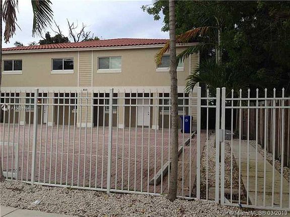 2nd image of 820 NW 2nd Ave #2