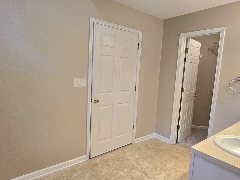 3 Castleton Ct — Photo 29