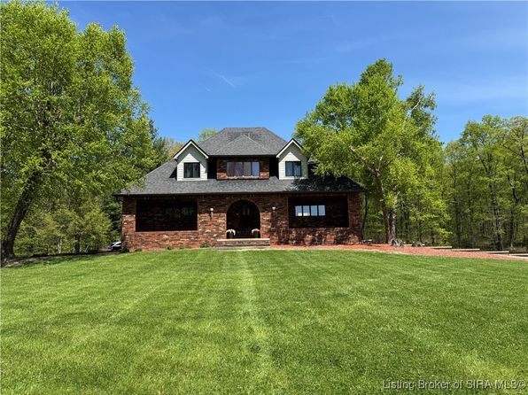 3140 S Pixley Knob Road, Pekin, IN 47165
