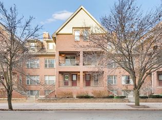 160 Tiffany Ln, Royal Oak, MI 48067