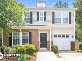 704 Runningbrook Ln, Rural Hall, NC 27045