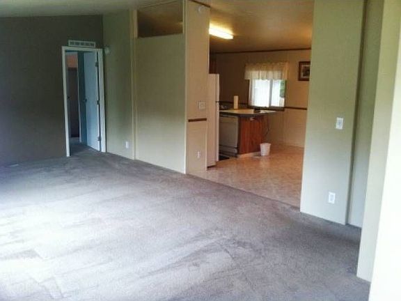 3rd image of 17901 S Greenfield Dr