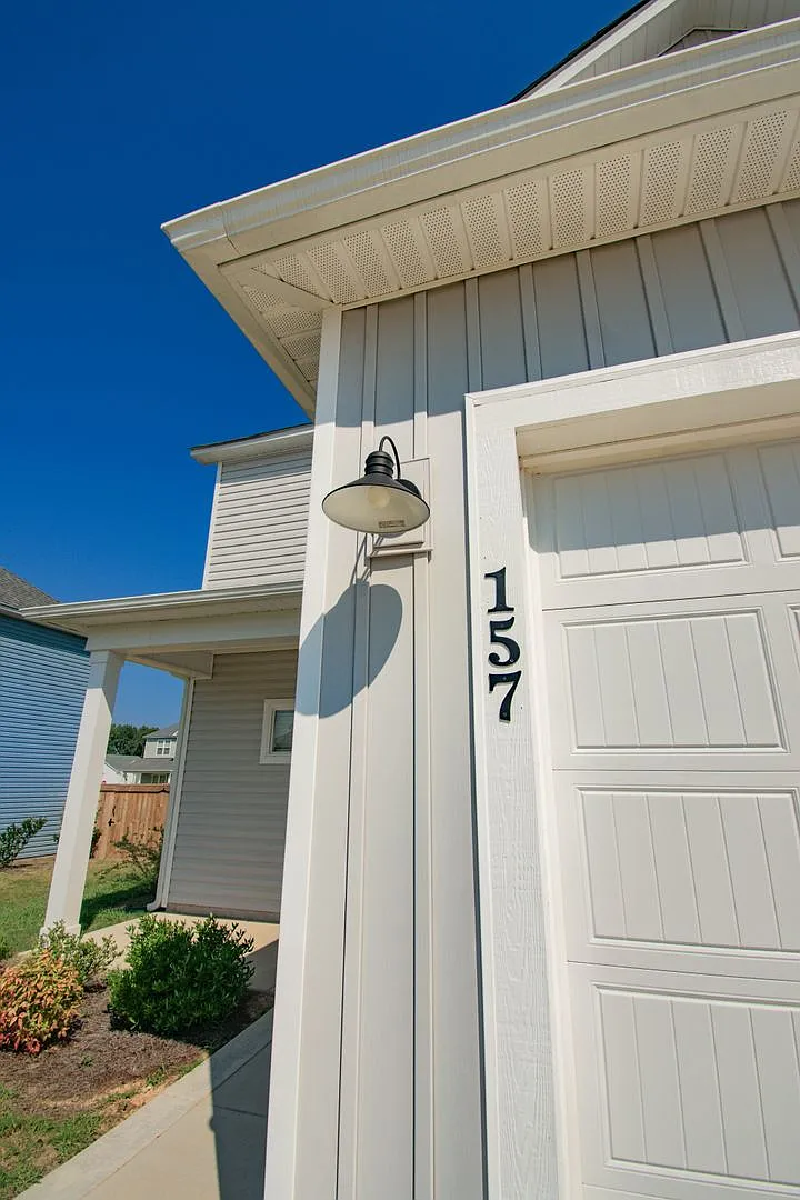 Move-In Ready! Three Bedroom Two And A Half Bathroom New Build! — Photo 2