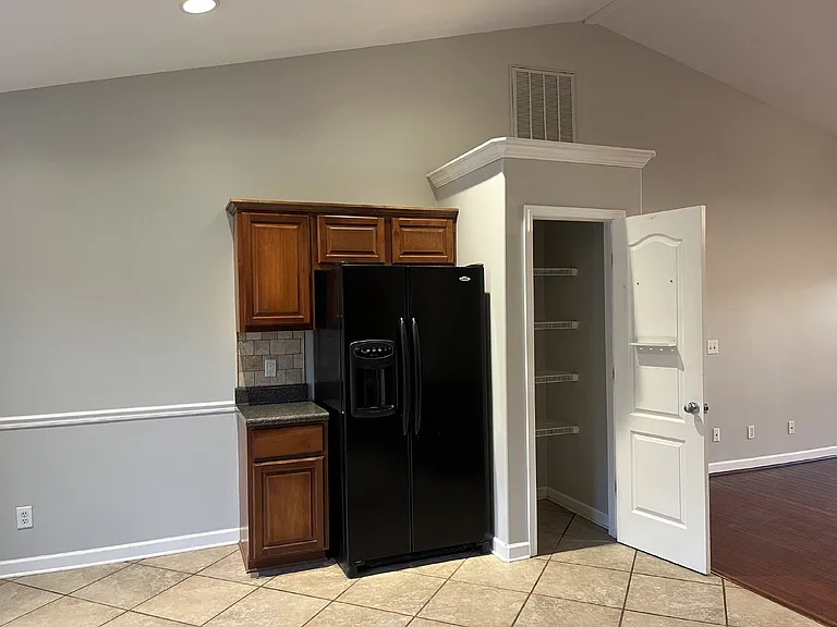 5004 Pelican Ct — Photo 8