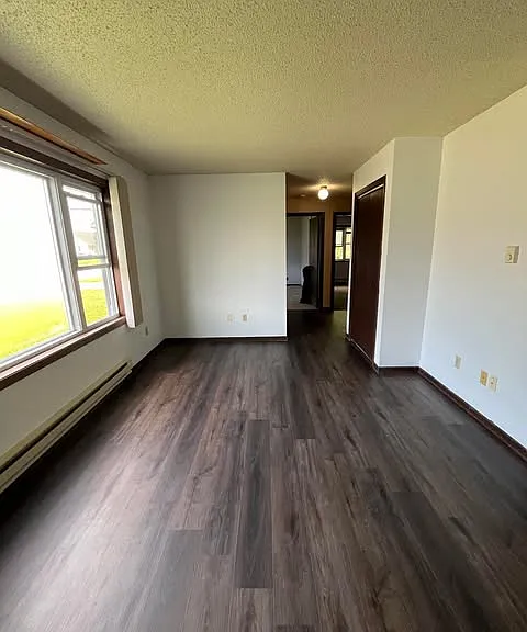 717 Garland St E #1 — Photo 3
