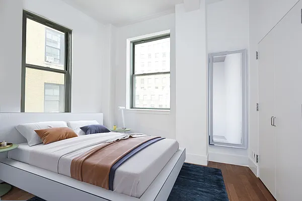 Sold by Compass | media 17