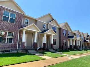 2411 New Town Dr, Sun Prairie, WI 53590